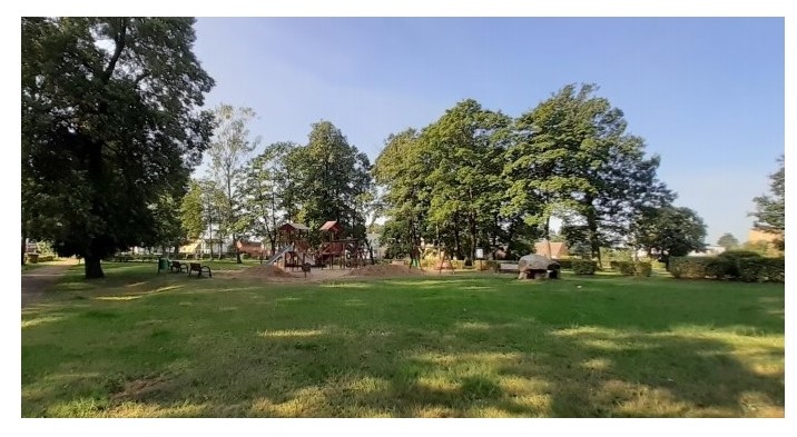 Plac zabaw w Parku Miejskim w Barwicach
