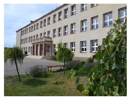 Budynek Szkoły Podstawowej w Barwicach