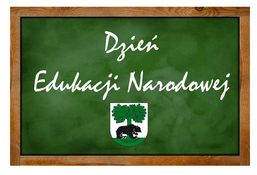 Tablica szkolna z napisem Dzień Edukacji Narodowej