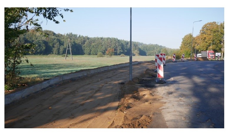 Budowa chodnika na ul. Zwycięzców