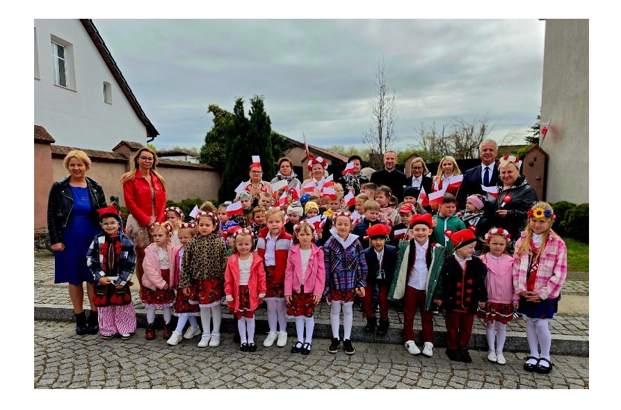 Obchody Świąt Majowych w Barwicach.