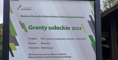 Tablica informacyjna Granty sołeckie 2023 - Ostrowąsy