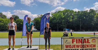 Zawodnicy na podium