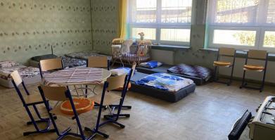 Baza dla uchodźców w Piaskach