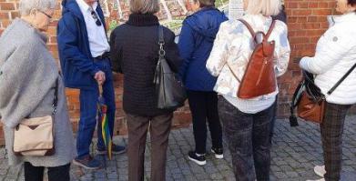 na zdjęciu uczestnicy Klubu Seniora w Barwicach