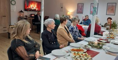 na zdjęciu uczestnicy Klubu Seniora w Barwicach
