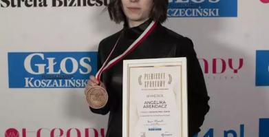Pani Angelika na ściance Głosu