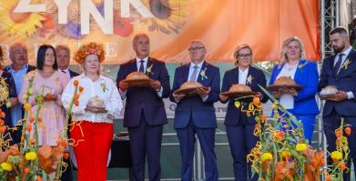 Dożynki Gminne w Barwicach 2025 – fotorelacja