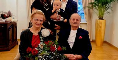 Teresa i Rajmund Kaczmarkowie ze Starego Grabiąża - Złote Gody