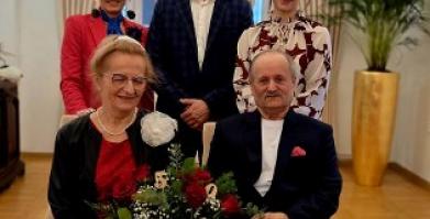 Teresa i Rajmund Kaczmarkowie ze Starego Grabiąża - Złote Gody
