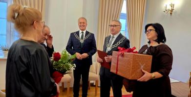 Teresa i Rajmund Kaczmarkowie ze Starego Grabiąża - Złote Gody