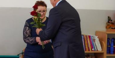 Pasowanie przedszkolaków w Szkole Podstawowej w Starym Chwalimiu