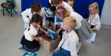 Pasowanie przedszkolaków w Szkole Podstawowej w Starym Chwalimiu