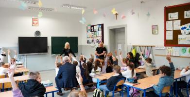 Spotkanie z sędzią Anną Marią Wesołowską w Barwicach i Starym Chwalimiu