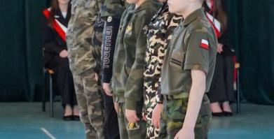 Uroczyste obchody 107. rocznicy odzyskania niepodległości w szkołach