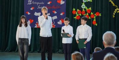 Uroczyste obchody 107. rocznicy odzyskania niepodległości w szkołach