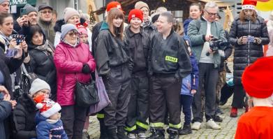 Kiermasz Świąteczny i V Konwój Strażacki w Barwicach – wyjątkowy 6 grudnia 2025r.