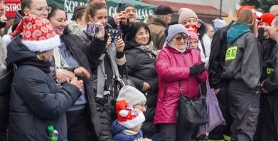 Kiermasz Świąteczny i V Konwój Strażacki w Barwicach – wyjątkowy 6 grudnia 2025r.