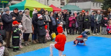 Kiermasz Świąteczny i V Konwój Strażacki w Barwicach – wyjątkowy 6 grudnia 2025r.