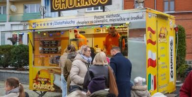 Kiermasz Świąteczny i V Konwój Strażacki w Barwicach – wyjątkowy 6 grudnia 2025r.