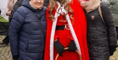 Kiermasz Świąteczny i V Konwój Strażacki w Barwicach – wyjątkowy 6 grudnia 2025r.