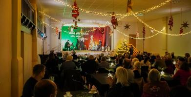 Świąteczny koncert w Sali Miejskiej w Barwicach - 7 grudnia 2025r.