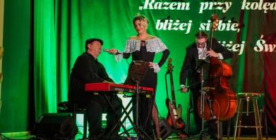 Świąteczny koncert w Sali Miejskiej w Barwicach - 7 grudnia 2025r.