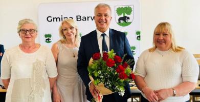Gratulacje po otrzymanym absolutorium przez burmistrza
