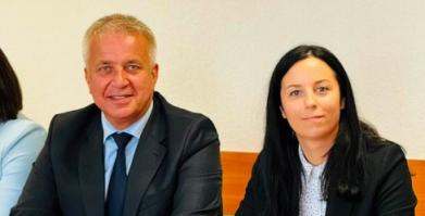 Burmistrz Barwic Robert Zborowski i Magdalena Łozińska Skarbnik Gminy Barwice