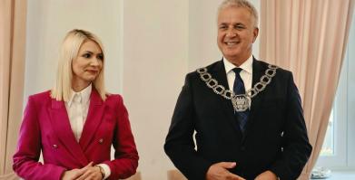 Marlena Szczygieł Sekretarz Gminy Barwice i Robert Zborowski Burmistrz Barwic