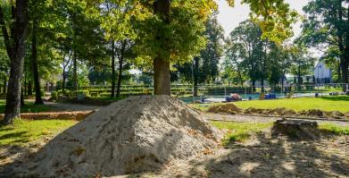 Park Miejski w Barwicach zmienia swoje oblicze