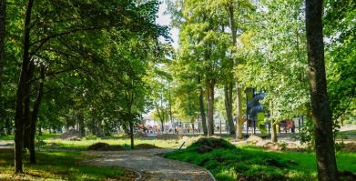 Park Miejski w Barwicach zmienia swoje oblicze