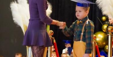 Ślubowanie przedszkolaków w Niepublicznym Przedszkolu Angielsko-Polskim Happy Land w Barwicach