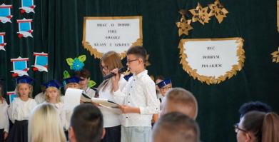 Ślubowanie uczniów klas pierwszych w Szkole Podstawowej w Barwicach