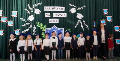 Ślubowanie uczniów klas pierwszych w Szkole Podstawowej w Barwicach